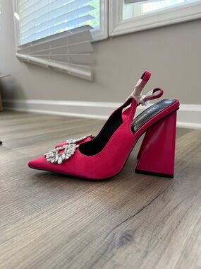 Fashion Nova Hot Pink Satin Slingback Heels with Crystal Brooch
